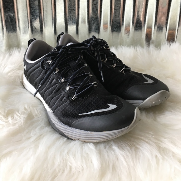 nike lunar cross element women's